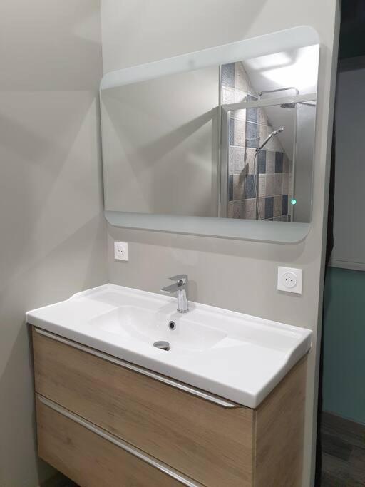 Les Toits - Le Tiche - 3 Appartement